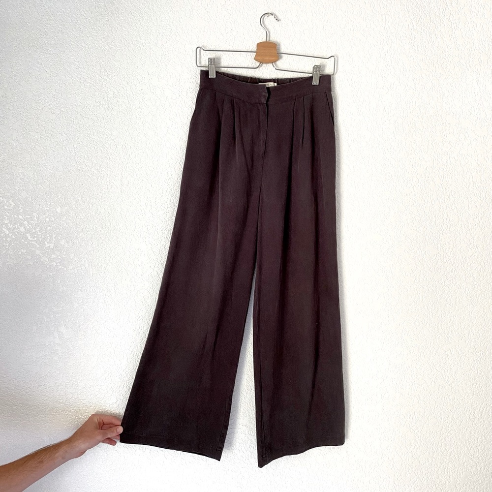 First Rite Charcoal Crop Pleated Culotte Size M elastic waistband